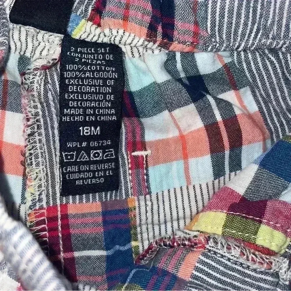 Boys Nautica Plaid print shorts size 18months